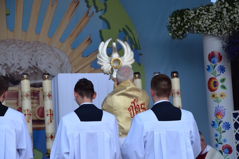 Boże Ciało w Łowiczu. Procesja.