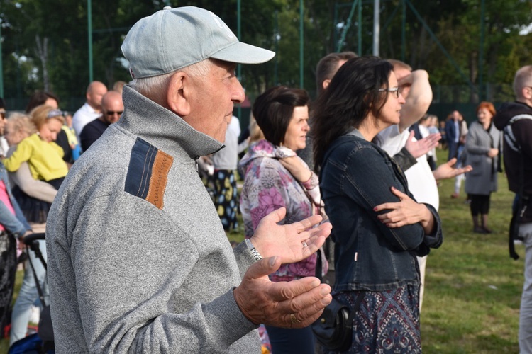 Koncert "Bogu Chwała!" w Rumi