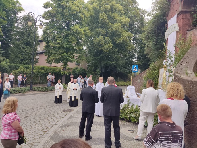 Boże Ciało u św. Jadwigi w Ząbkowicach Sl.