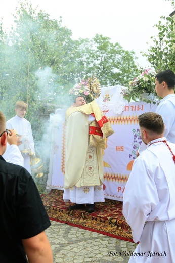 Boże Ciało u Zbawiciela Świata i MB Szkaplerznej w Strzegomiu