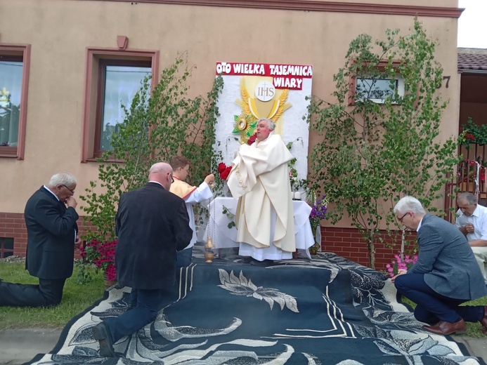 Boże Ciało u MB Częstochowskiej w Świebodzicach