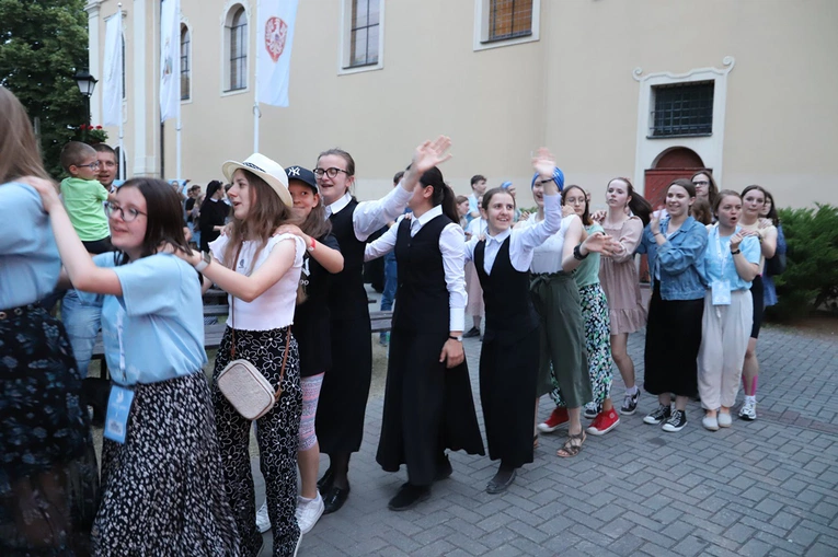 Siewcy Lednicy w Rokitnie