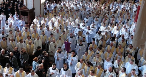 Zmiany wikariuszowskie w archidiecezji warszawskiej