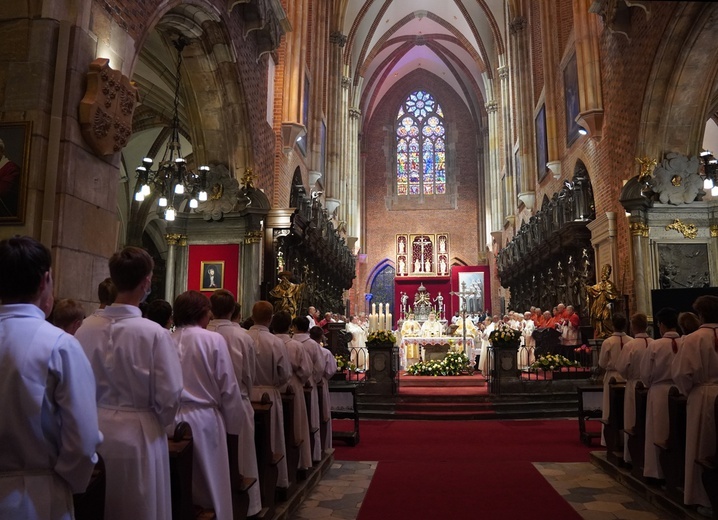 9. rocznica ingresu abp. Józefa Kupnego, nowi lektorzy i ceremoniarze