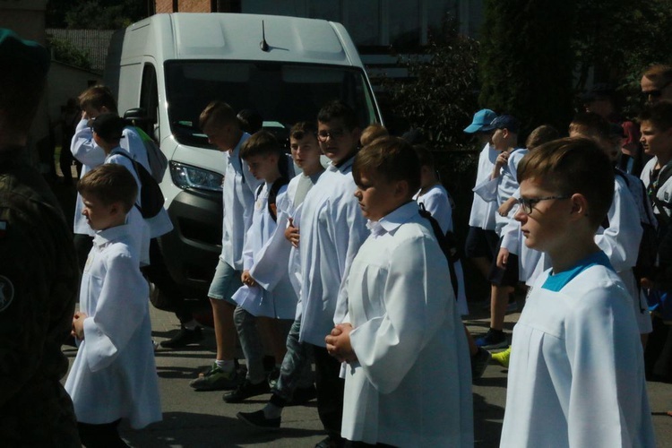 Służba liturgiczna u Matki Bożej