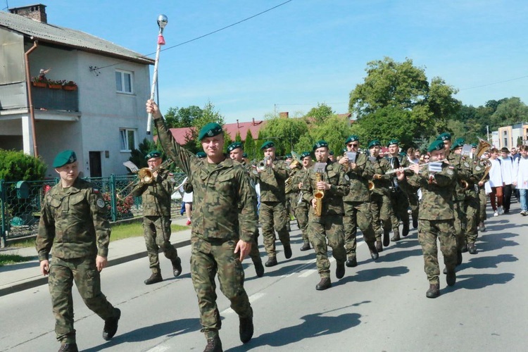 Służba liturgiczna u Matki Bożej