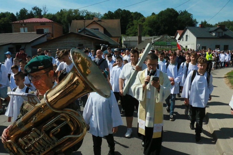 Służba liturgiczna u Matki Bożej