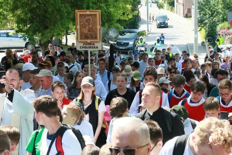 Służba liturgiczna u Matki Bożej