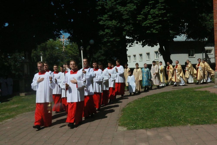 Służba liturgiczna u Matki Bożej