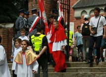 Służba liturgiczna u Matki Bożej