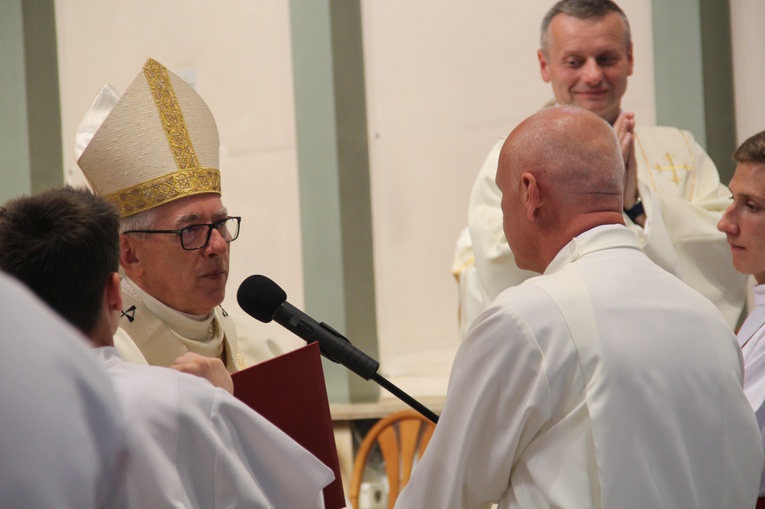 ​Leszczyny - Bartosz Kaczmarczyk i Krzysztof Kurpanik wyświęceni na diakonów