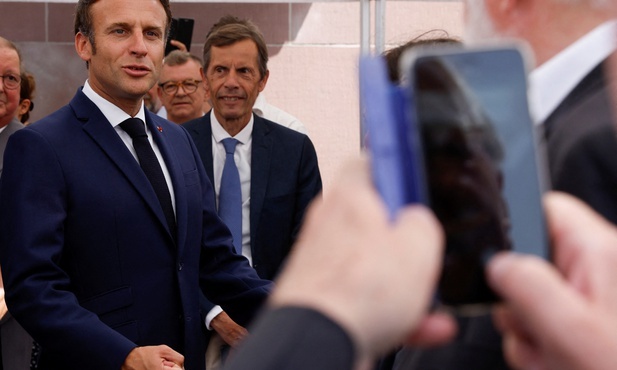 Francja: Rozpoczęto głosowanie w II turze wyborów parlamentarnych