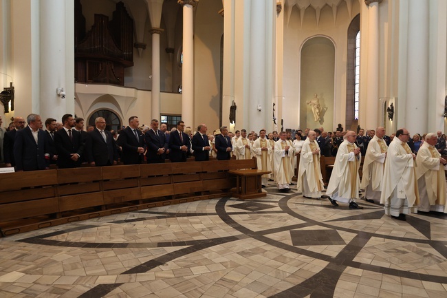 Msza św. z okazji 100. rocznica przyłączenia części Górnego Śląska do Polski 