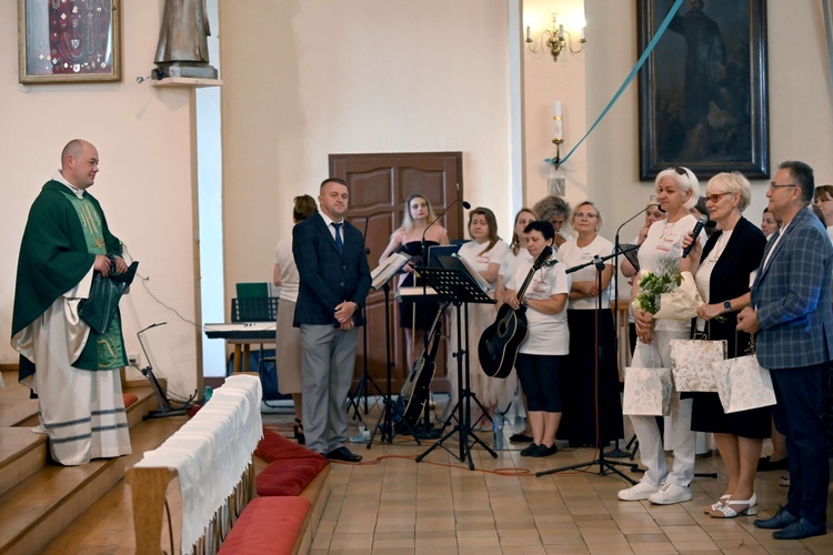 Wałbrzych. Na Podgórzu ze łzami żegnali ojców pallotynów