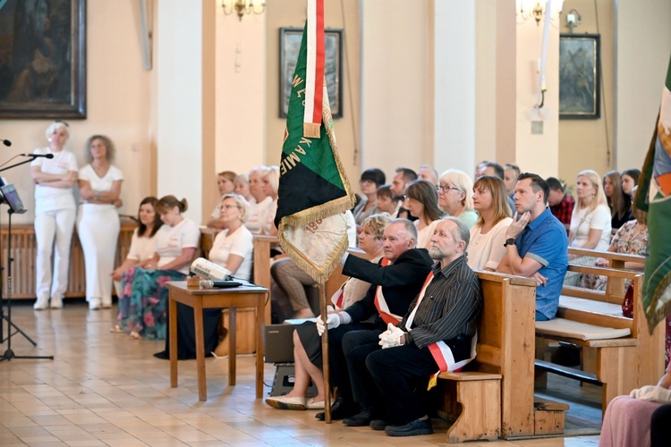 Wałbrzych. Na Podgórzu ze łzami żegnali ojców pallotynów