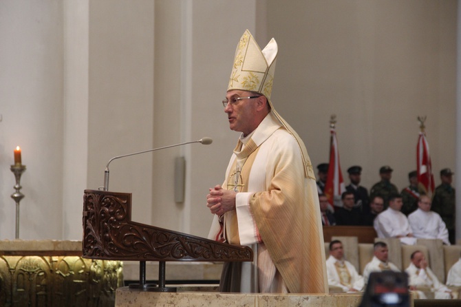 Msza św. z okazji 100. rocznicy przyłączenia części Górnego Śląska do Polski - z udziałem prymasa Polski