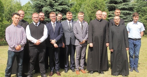 Zostań klerykiem na 24 godziny