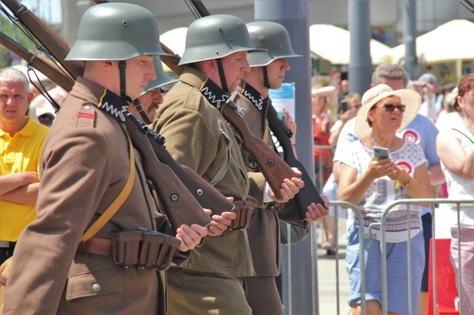 Katowice. Wjazd generała Szeptyckiego na rynek - inscenizacja historyczna