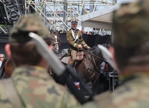 Generał Szeptycki wjechał na rynek w Katowicach - inscenizacja historyczna