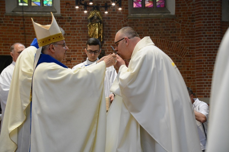 Jubileuszowa pielgrzymka dekanalna w odpust Matki Bożej Opolskiej