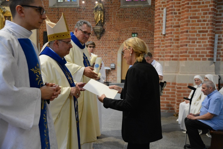 Jubileuszowa pielgrzymka dekanalna w odpust Matki Bożej Opolskiej