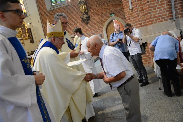 Jubileuszowa pielgrzymka dekanalna w odpust Matki Bożej Opolskiej