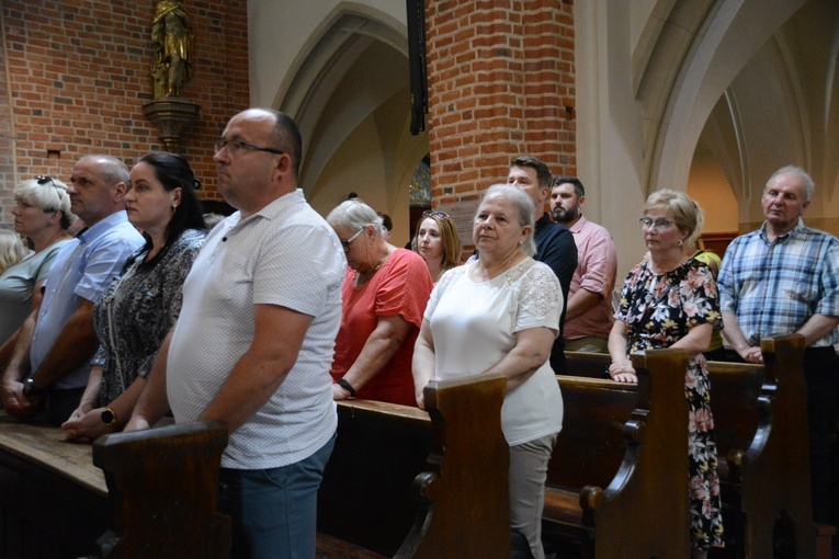 Jubileuszowa pielgrzymka dekanalna w odpust Matki Bożej Opolskiej