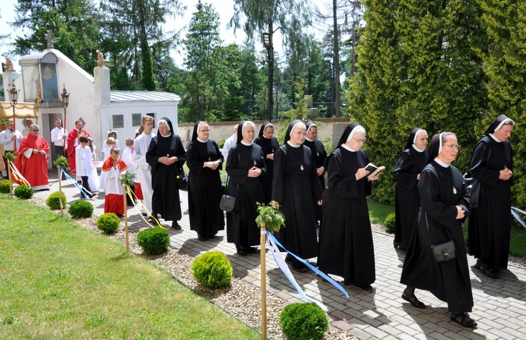 Dziękczynienie po beatyfikacji s.M. Sabiny Thienel w Rudziczce