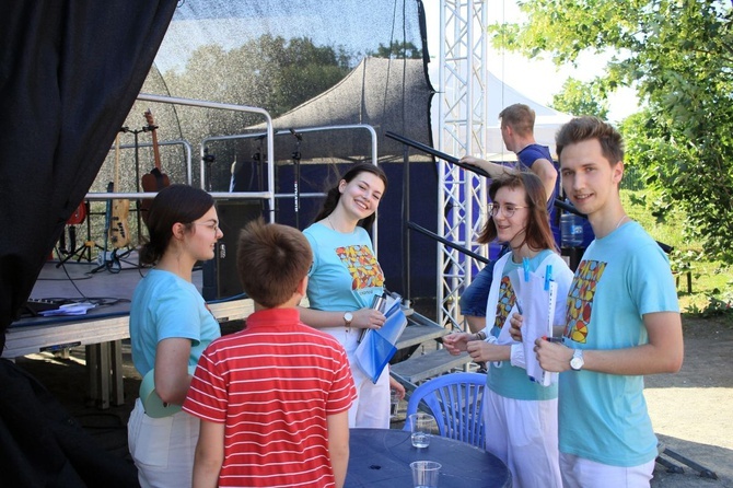 Koncert uwielbienia na przystani "Szkwał" w Kędzierzynie-Koźlu