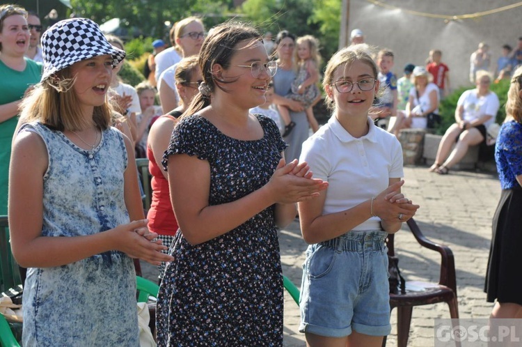 Świętno. Ogólnopolski Konkurs Piosenki Religijnej im. św. Jana Pawła II 