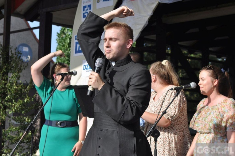 Świętno. Ogólnopolski Konkurs Piosenki Religijnej im. św. Jana Pawła II 