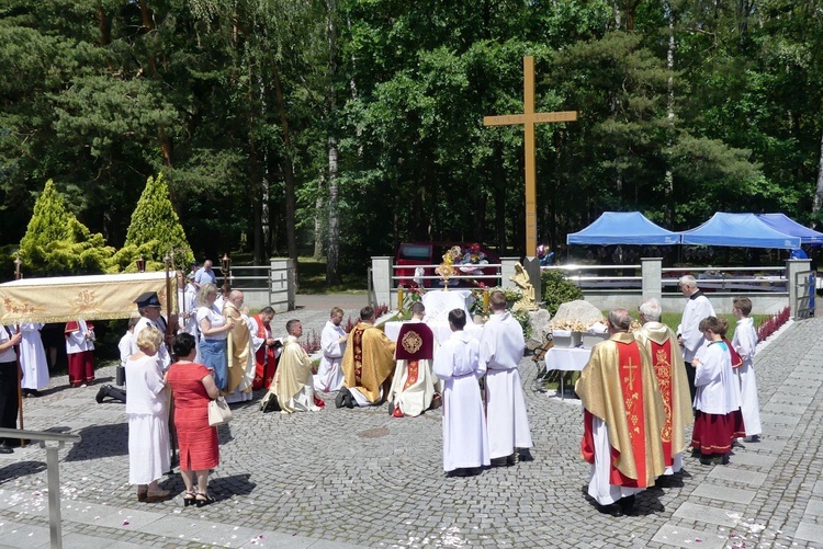 45-lecie parafii Najdroższej Krwi Pana Jezusa w Kętach-Podlesiu