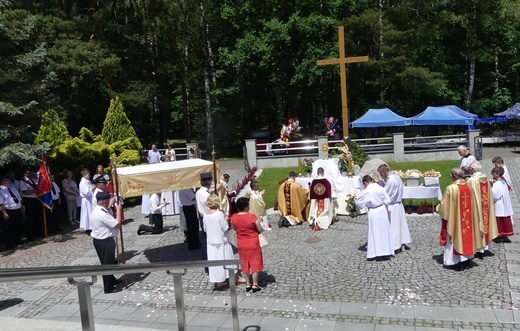 45-lecie parafii Najdroższej Krwi Pana Jezusa w Kętach-Podlesiu