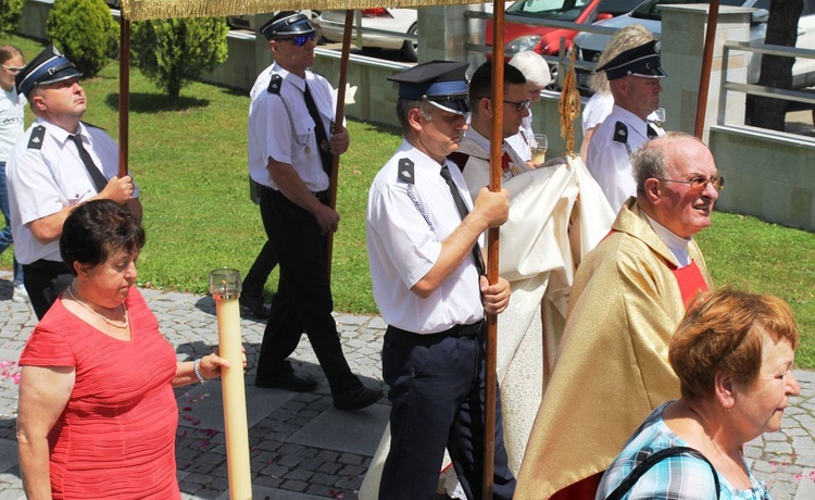 45-lecie parafii Najdroższej Krwi Pana Jezusa w Kętach-Podlesiu