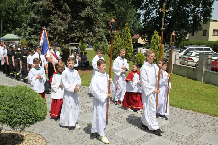 45-lecie parafii Najdroższej Krwi Pana Jezusa w Kętach-Podlesiu