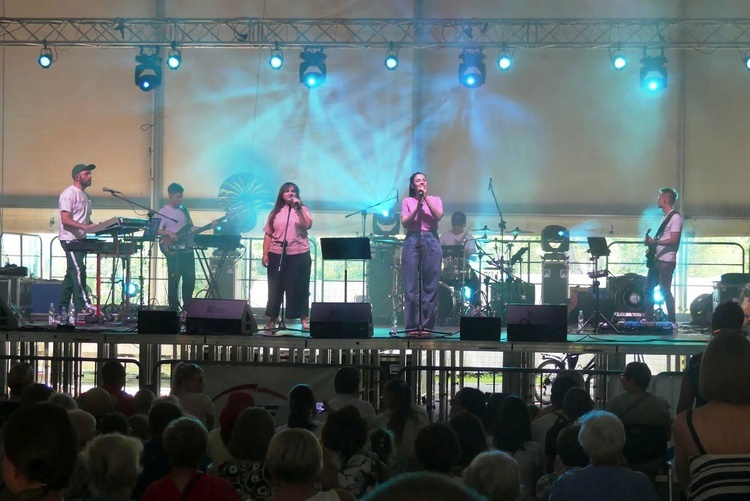 Zespół Owca był gościem specjalnym festynu w "Sercu".