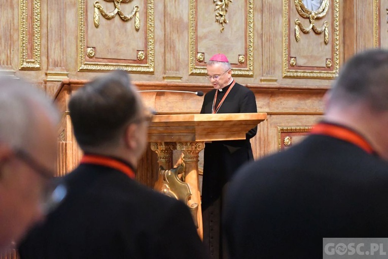 W Paradyżu trwa kolejna sesja synodu diecezjalnego