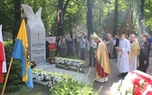 Katowice. Abp Mokrzycki święci pomnik orląt i kadetów lwowskich