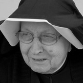 S. Wiktoriana Bieniek zmarła w 93 roku życia i 75. roku życia zakonnego.