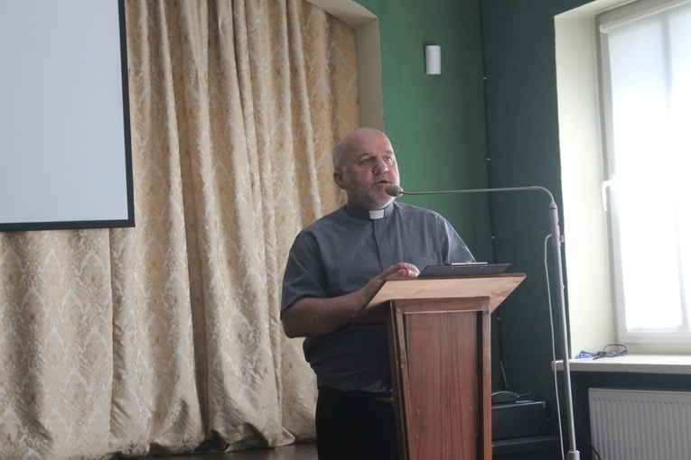 Modlą się w papieskich intencjach 