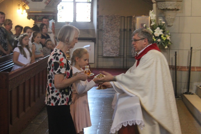 Modlą się w papieskich intencjach 