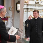 Wręczenie dekretów dla księży wikariuszy