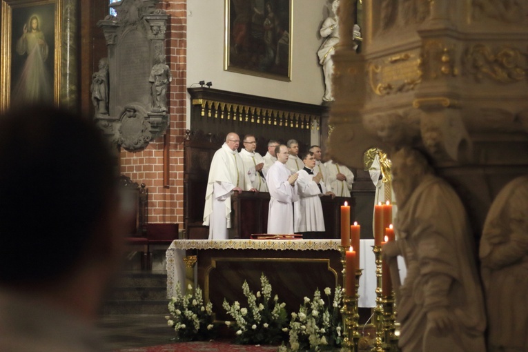 Posługa akolitatu dla kleryków