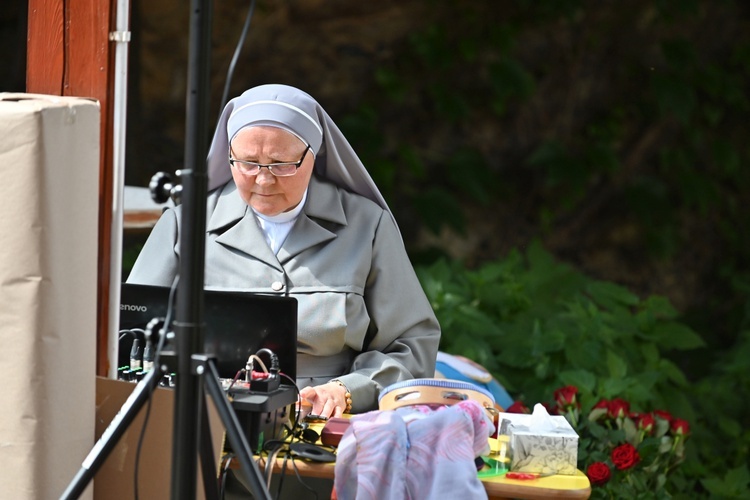 "Słoneczniki" pożegnały się z przedszkolem