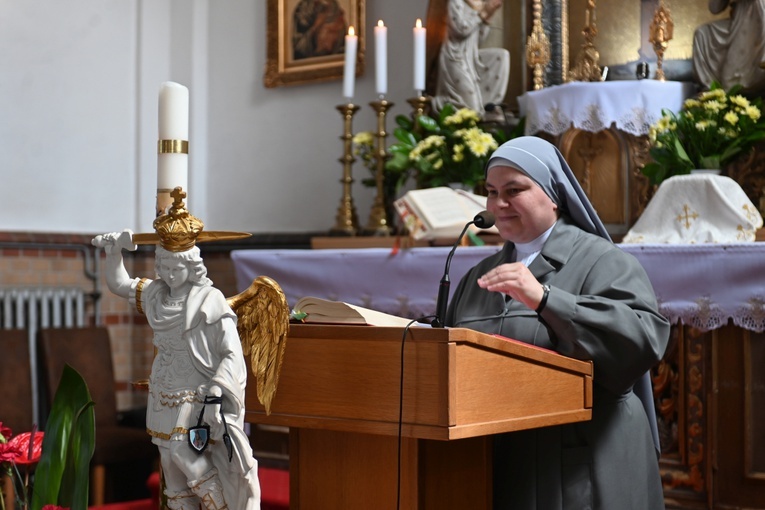 "Słoneczniki" pożegnały się z przedszkolem