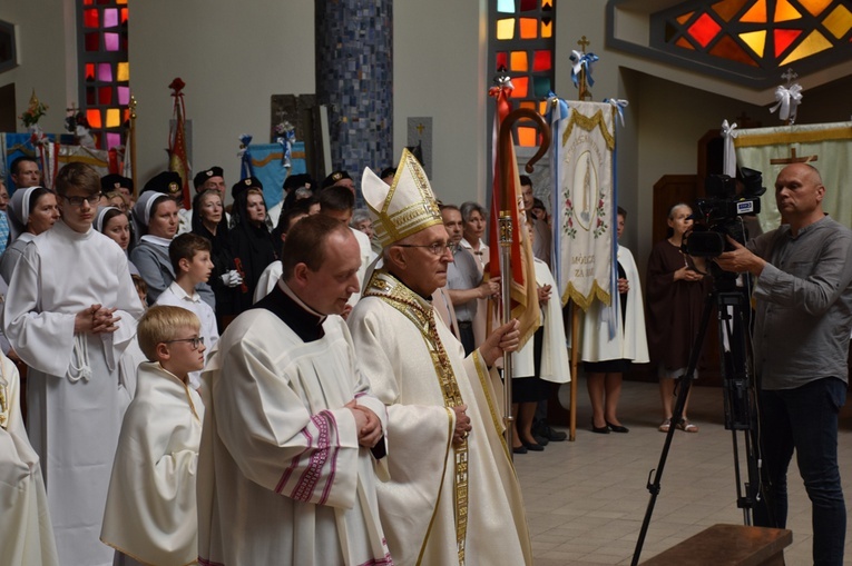 Msza św. i procesja eucharystyczna w Gdyni