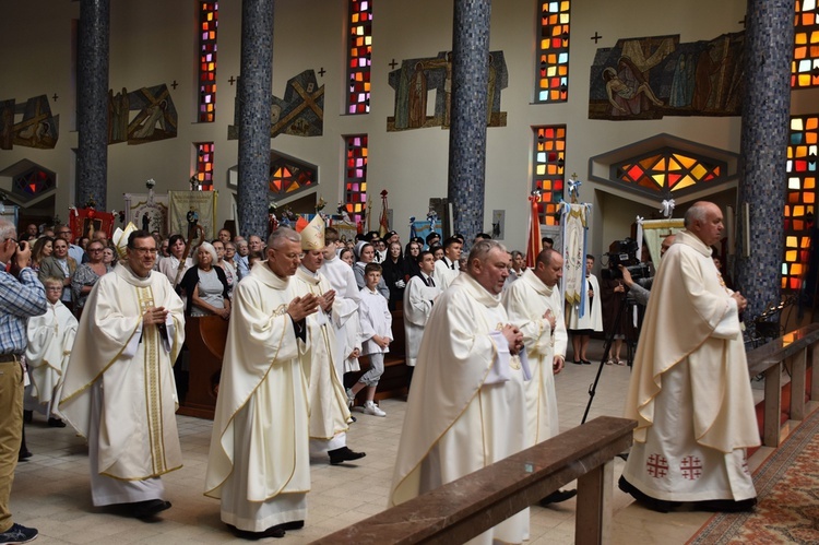 Msza św. i procesja eucharystyczna w Gdyni