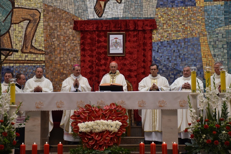 Msza św. i procesja eucharystyczna w Gdyni
