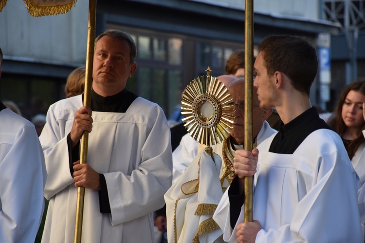 Msza św. i procesja eucharystyczna w Gdyni