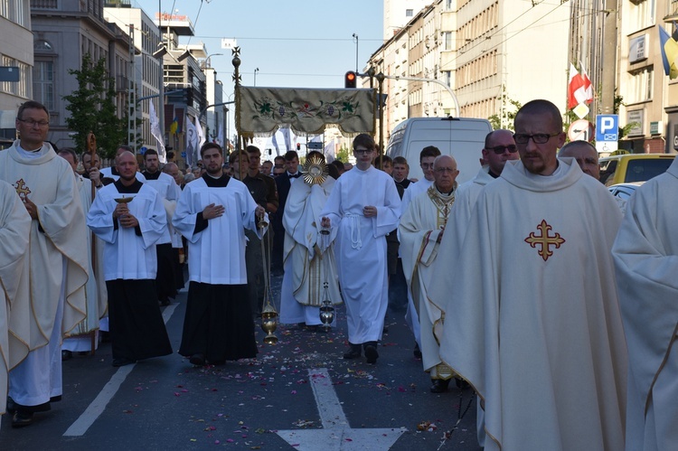 Msza św. i procesja eucharystyczna w Gdyni